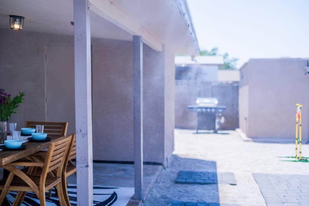 Fab Phx Getaway W/ Pool & Fire Pit Villa Phoenix Bagian luar foto