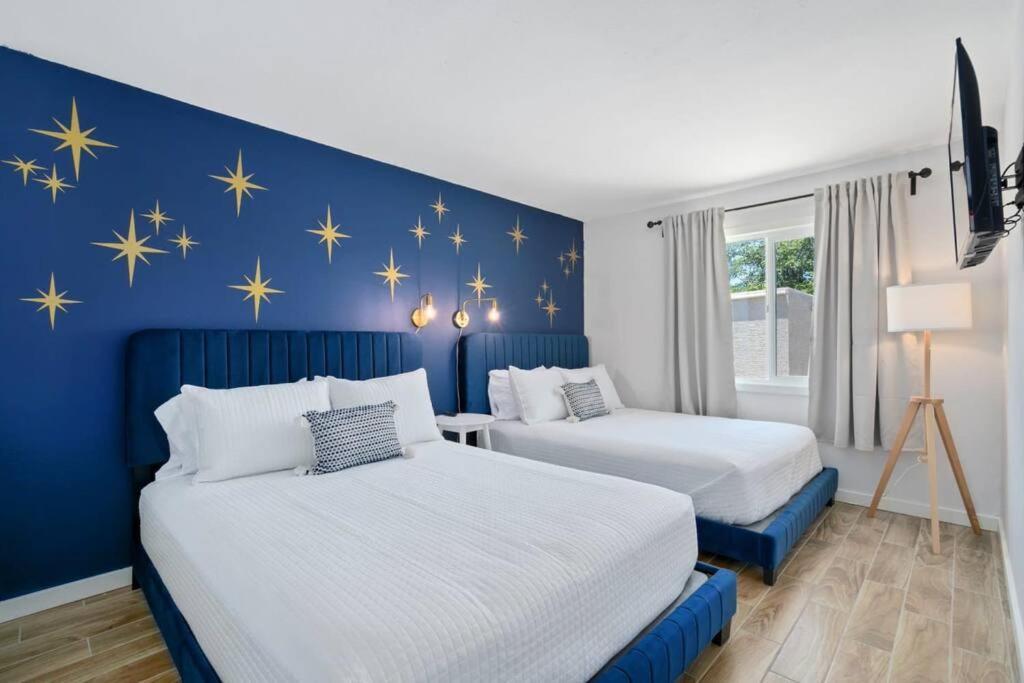 Fab Phx Getaway W/ Pool & Fire Pit Villa Phoenix Bagian luar foto